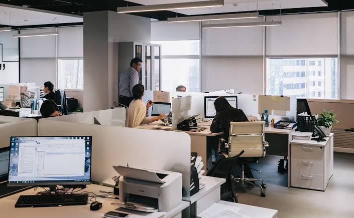 US Wage Growth Outpaces Rent Increases as Housing Supply Expands